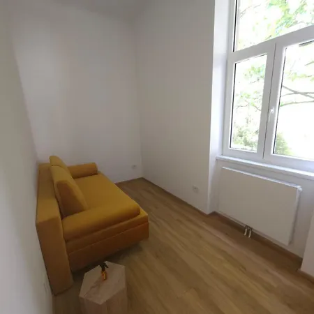 Apartment Zehn House 2 In The Center * Bratislava